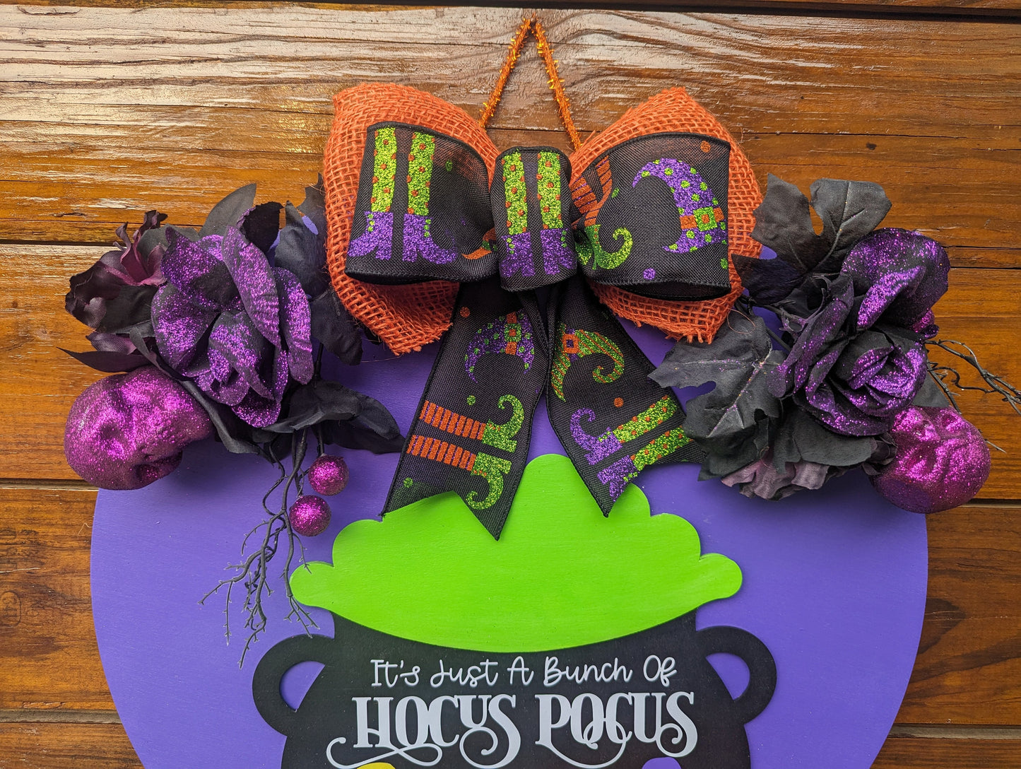 Halloween Door Hanger, Hocus Pocus Door Hanger,Front Door Welcome Sign, Halloween, I Smell Children, Sanderson Sisters Door Decor, Wreaths