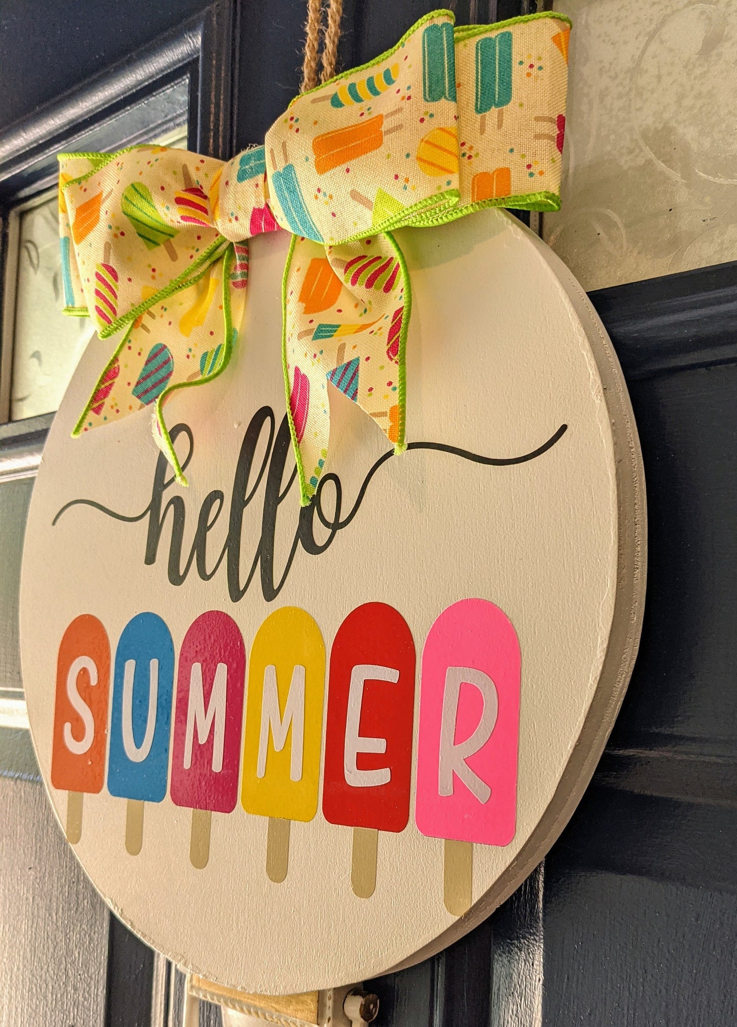 Hello Summer Wood Door Hanger , summer wreath, round wooden door hanger , front door wreath, front door decor